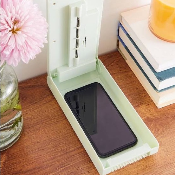 Tech Candy UV Sanitizing Bed - Picture 2 of 2